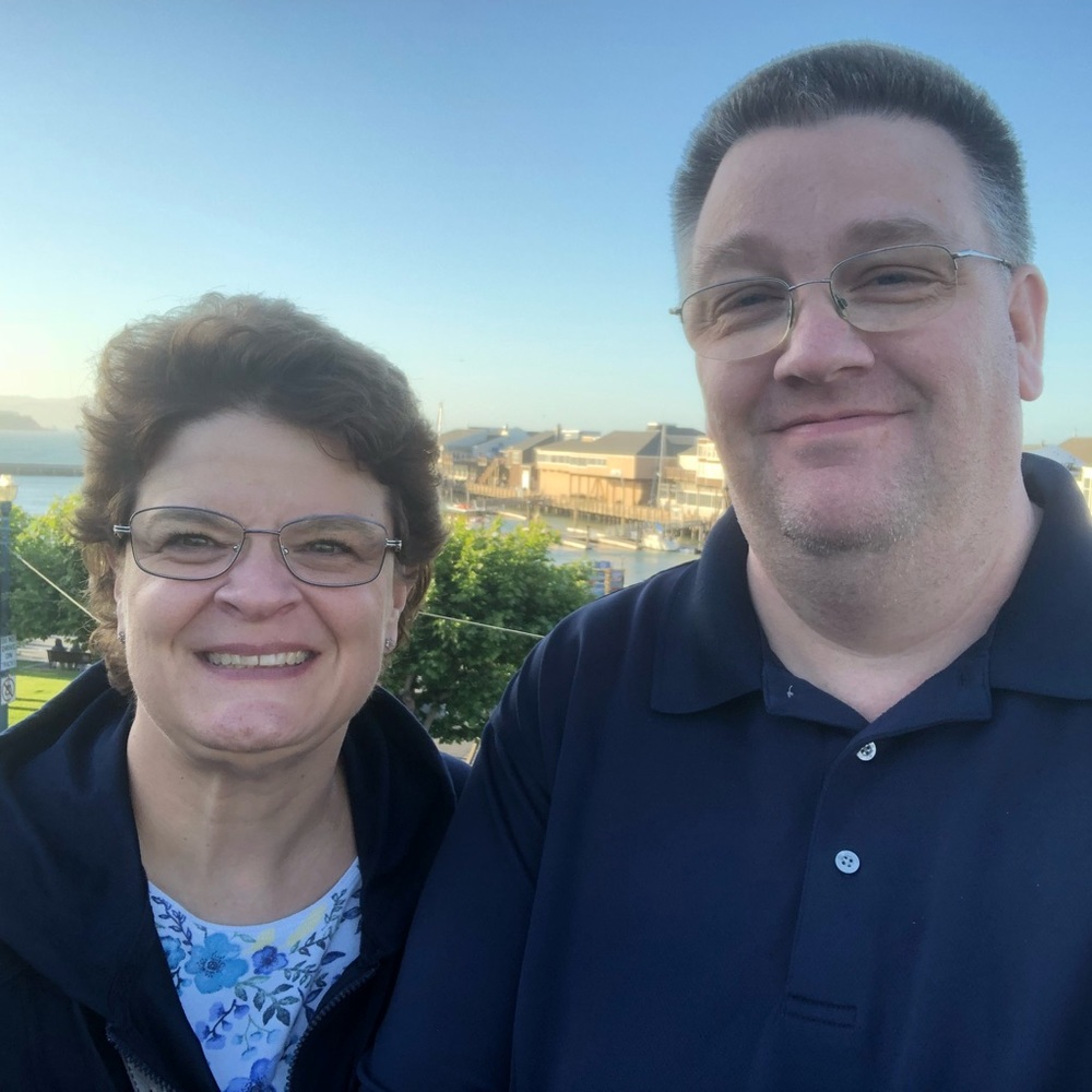Meet your Poshers Steve & Wendy